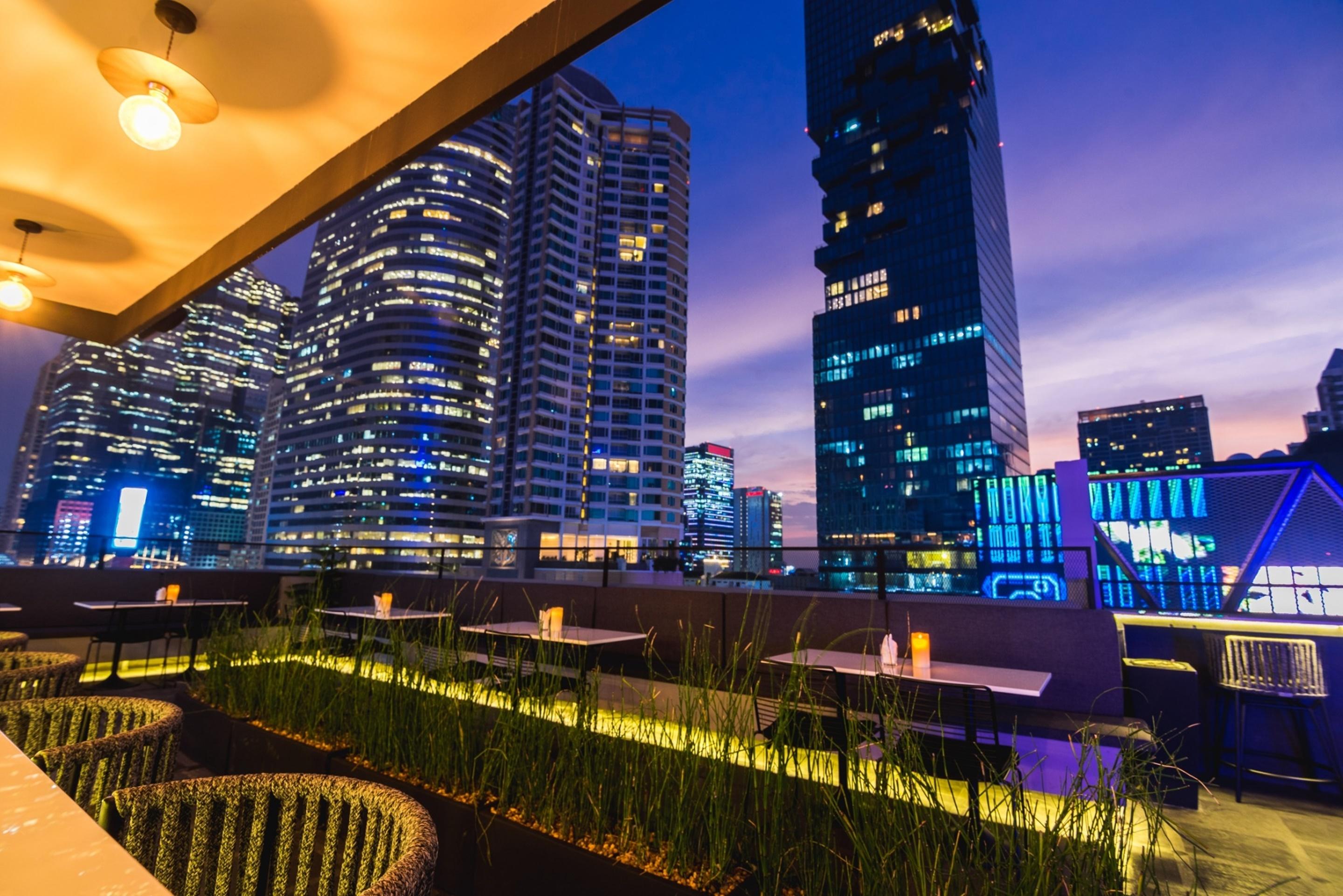 Sora Hotel Silom Bangkok Exterior foto